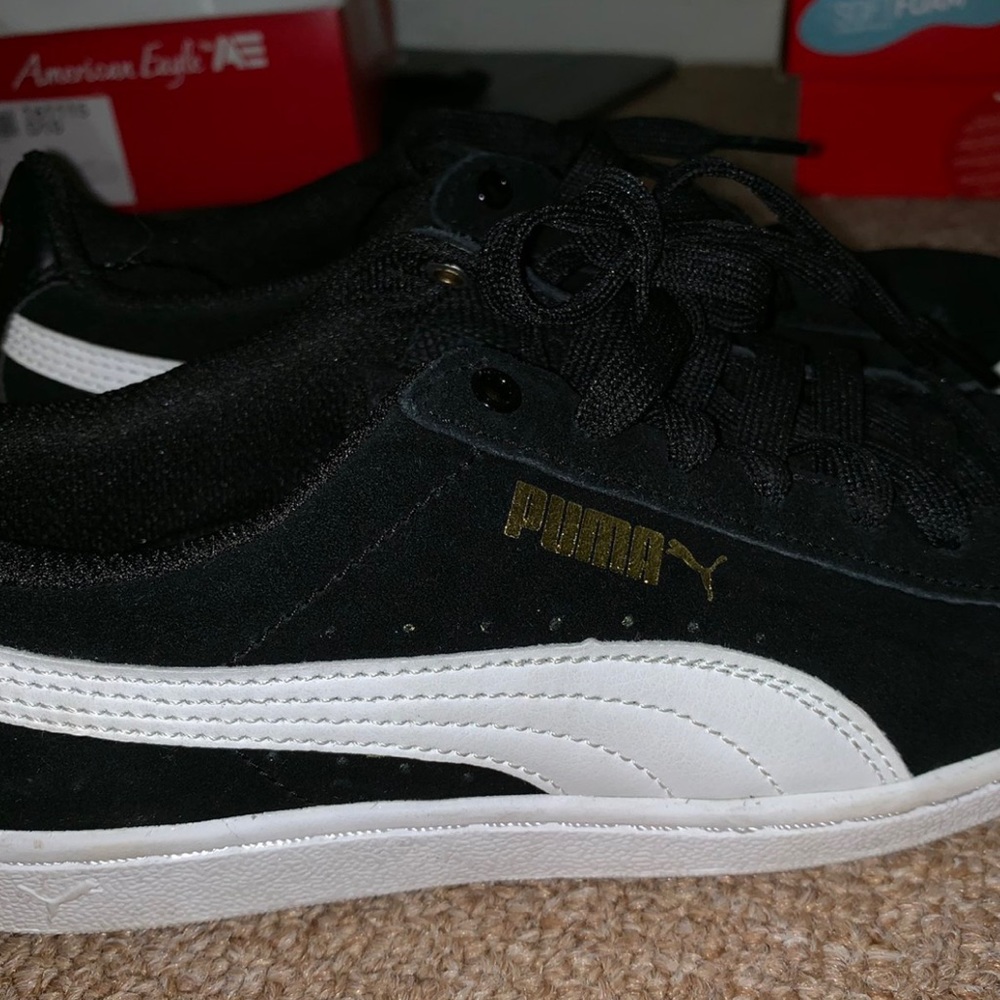 black and white pumas